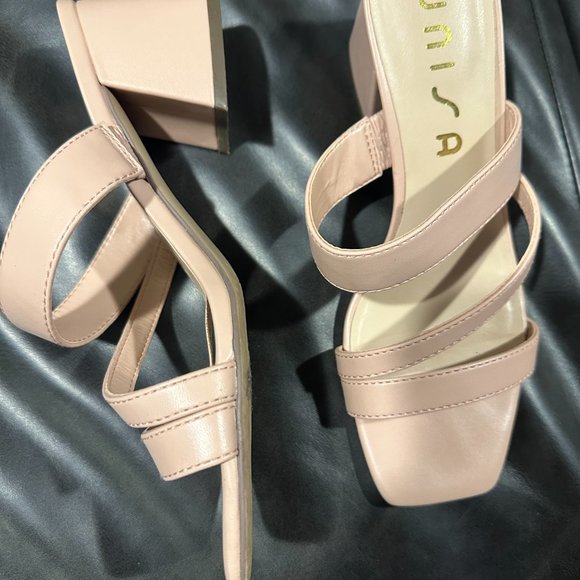 Unisa Women's Dress Shoe Size 8 Light Pink - Picture 4 of 4